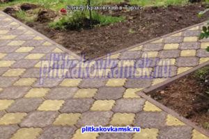 Укладка тротуарной плитки Клевер Краковский в городе Таруса (Тарусский район Калужской области